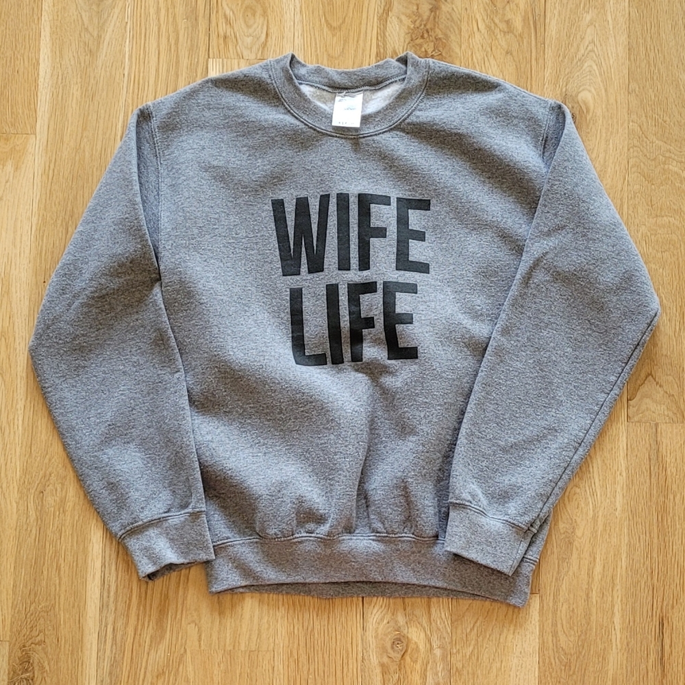 Graphic sweatshirt